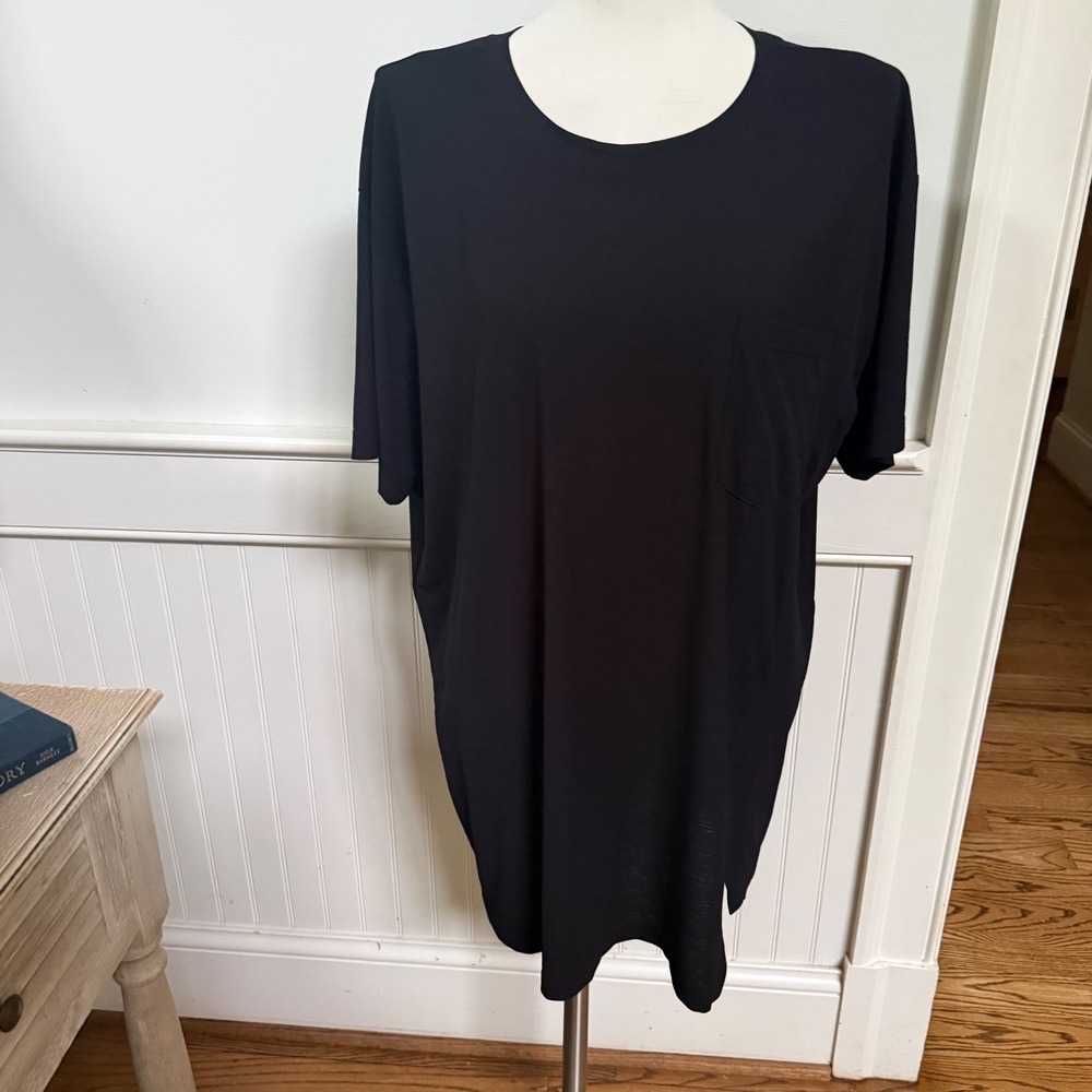 Free People Movement Oversized Pocket Tee Black Side Slit Tunic Top Womens M/M